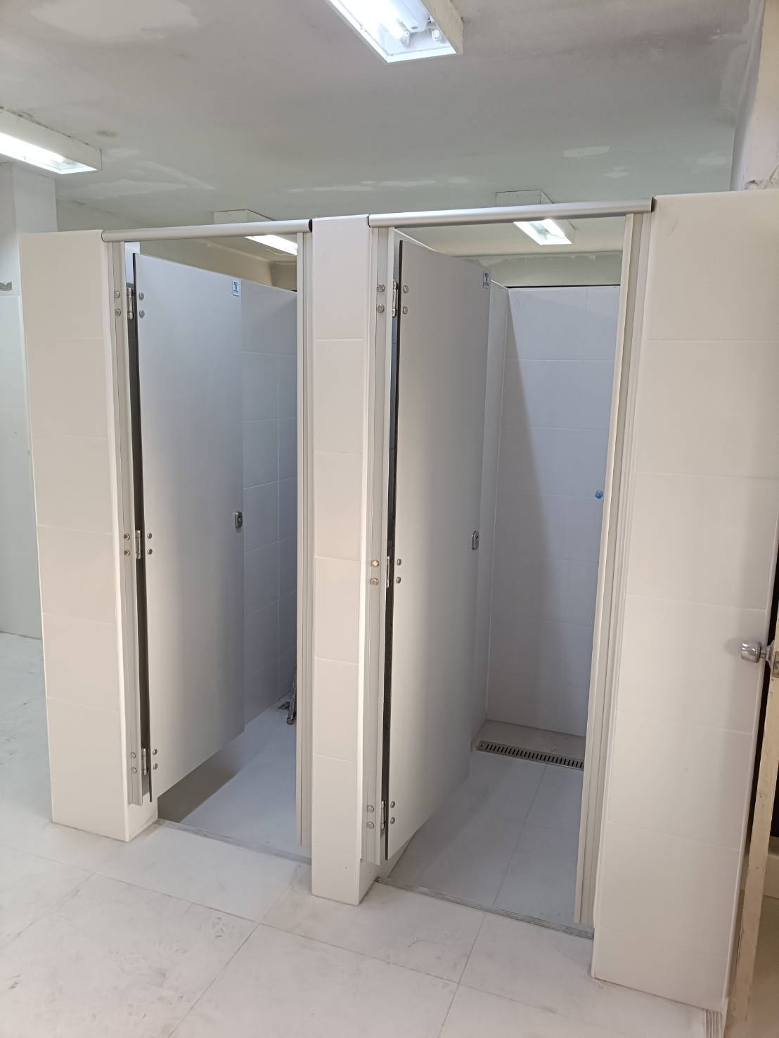 TH 03 ปรับปรุงห้องน้ำหอพักหญิง ชั้น 4 โซน F5 ม.ธรรมศาสตร์รังสิต กรุงเทพมหานคร รูปที่ 5