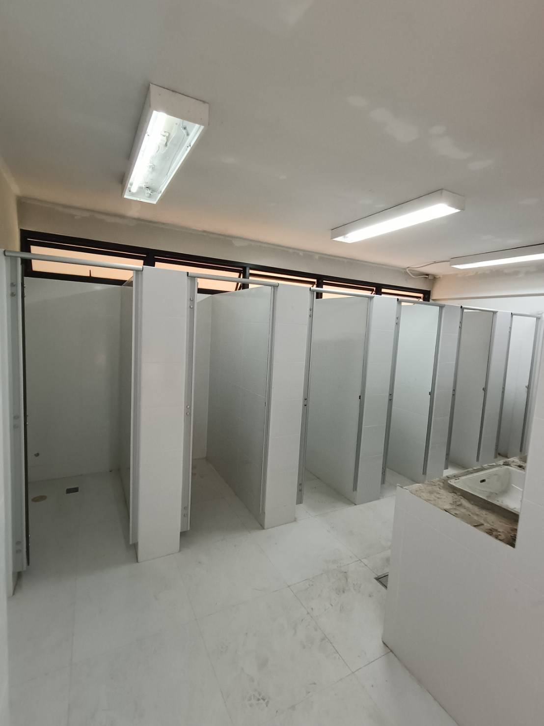 TH 03 ปรับปรุงห้องน้ำหอพักหญิง ชั้น 4 โซน F5 ม.ธรรมศาสตร์รังสิต กรุงเทพมหานคร รูปที่ 6