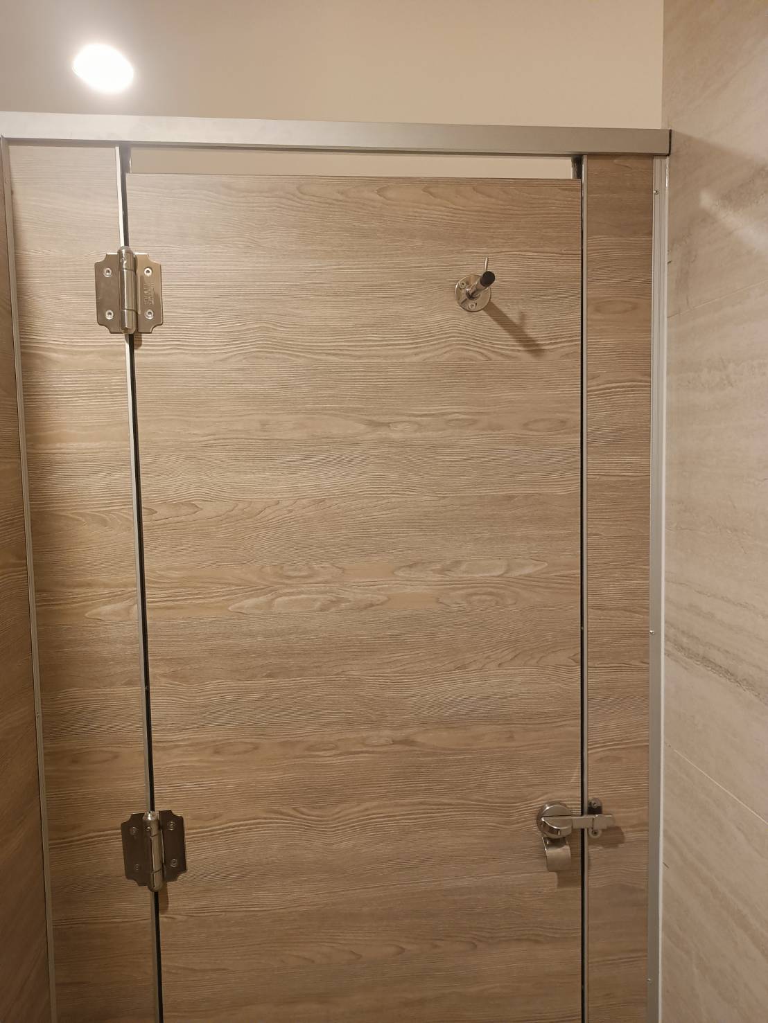 TH 23 สินธรทาวเวอร์ 2 กรุงเทพมหานคร