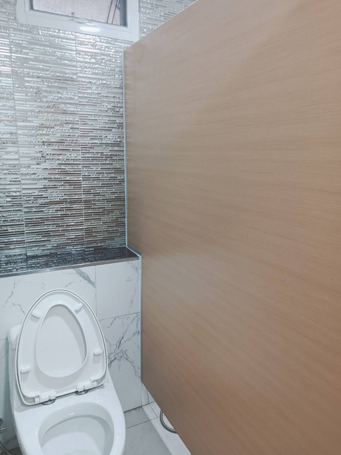 TH 24 อาคารสำนักงานลาดพร้าว กทม รูปที่ 2