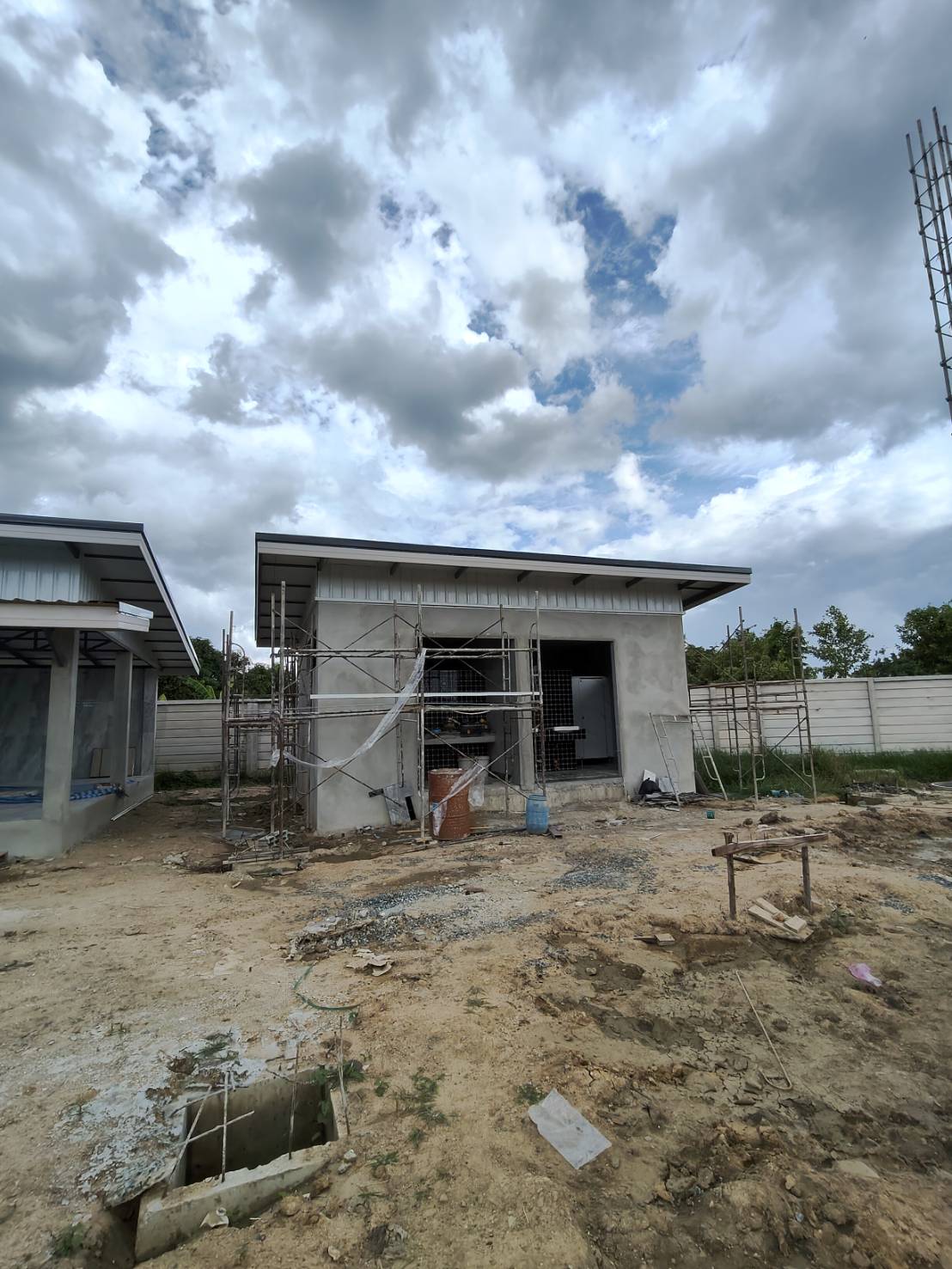 TH 33 อาคาร บจก.บิวตี้ คลับ เอสเธติค นครปฐม