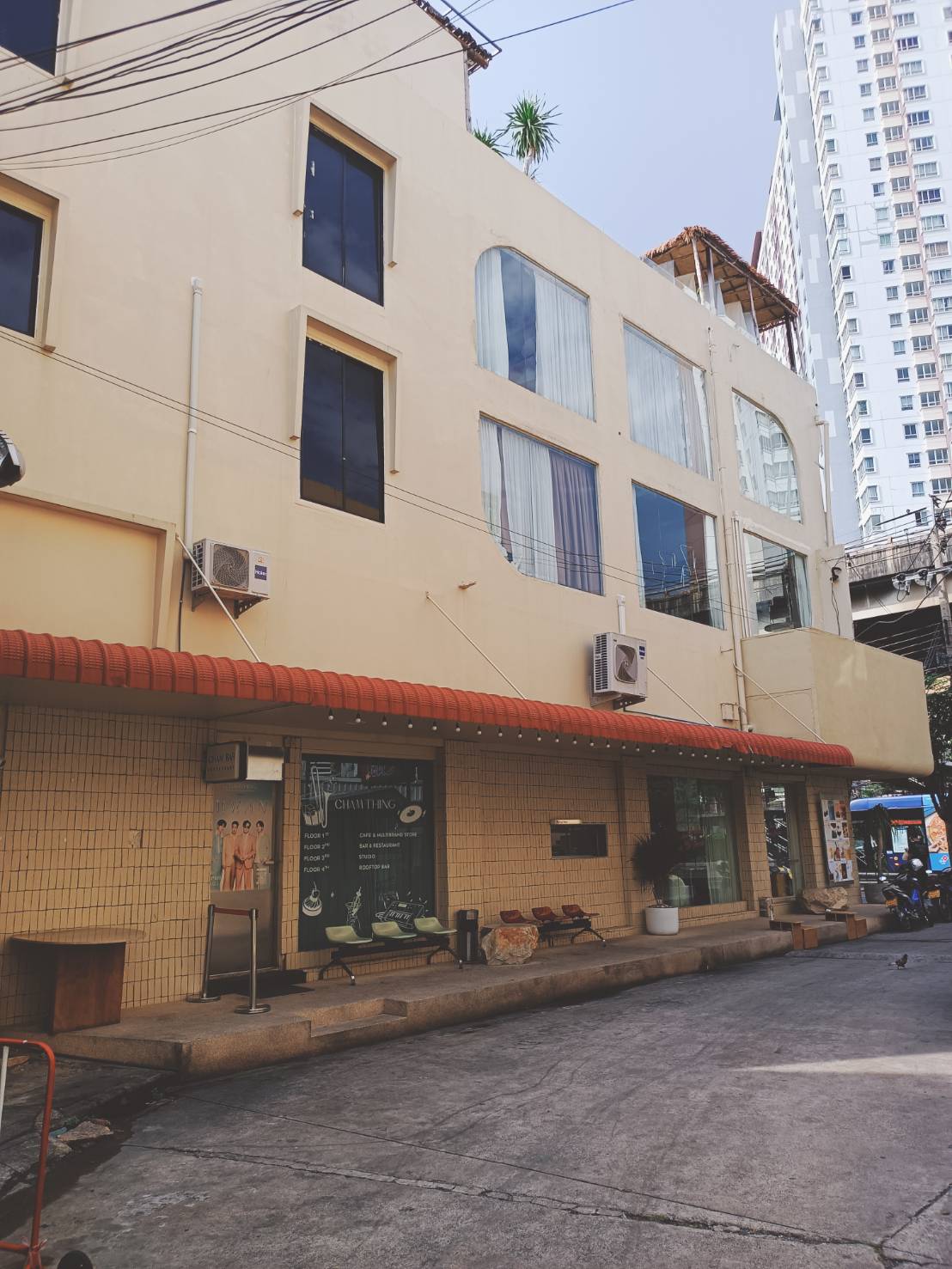 TP 11 ร้านอาหาร Cham Thring กทม