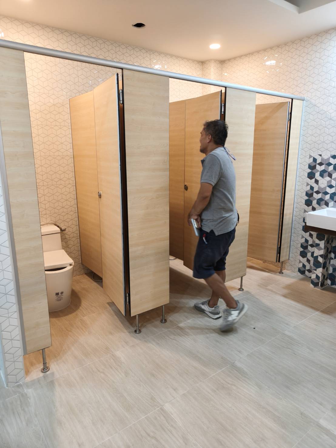 TP 21 ปรับปรุงห้องน้ำหญิง มหาวิทยาลัยเกริก กรุงเทพมหานคร รูปที่ 5